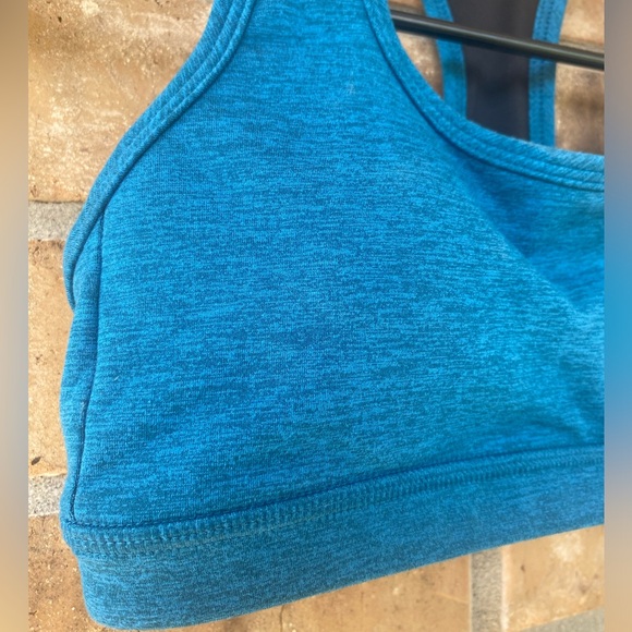 Fleo Nora Sports Bra, Small - Picture 4 of 6